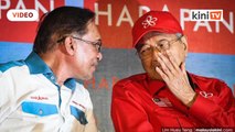 Anwar liberal, orang Melayu tidak boleh terima - Dr M