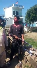 शामली: युवक का फायरिंग करते वीडियो सोशल मीडिया पर हुआ वायरल