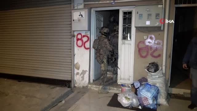 Adana'da terör örgütü DEAŞ ve El Kaide operasyonu