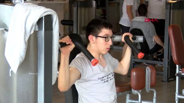 BOLU Yasin, yaptığı spor sayesinde ilk kez tek başına yürümeye başladı