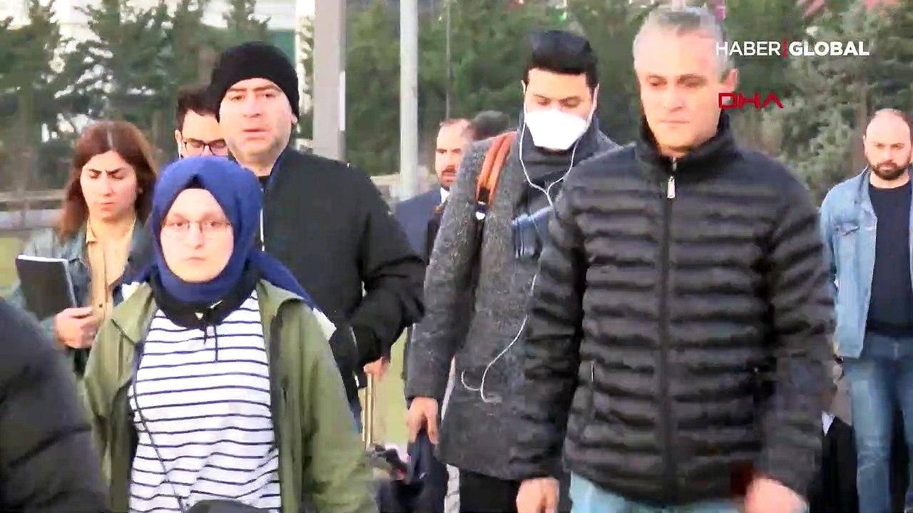 İstanbullulardan toplu ulaşımda sıkı önlem