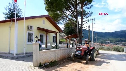 Descargar video: MUĞLA İnsan ve sokak hayvanlarına adanan bir ömür