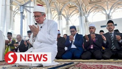 COVID-19: Proceed with Friday prayer but strictly follow MOH's guidelines, says Religious Affairs Minister