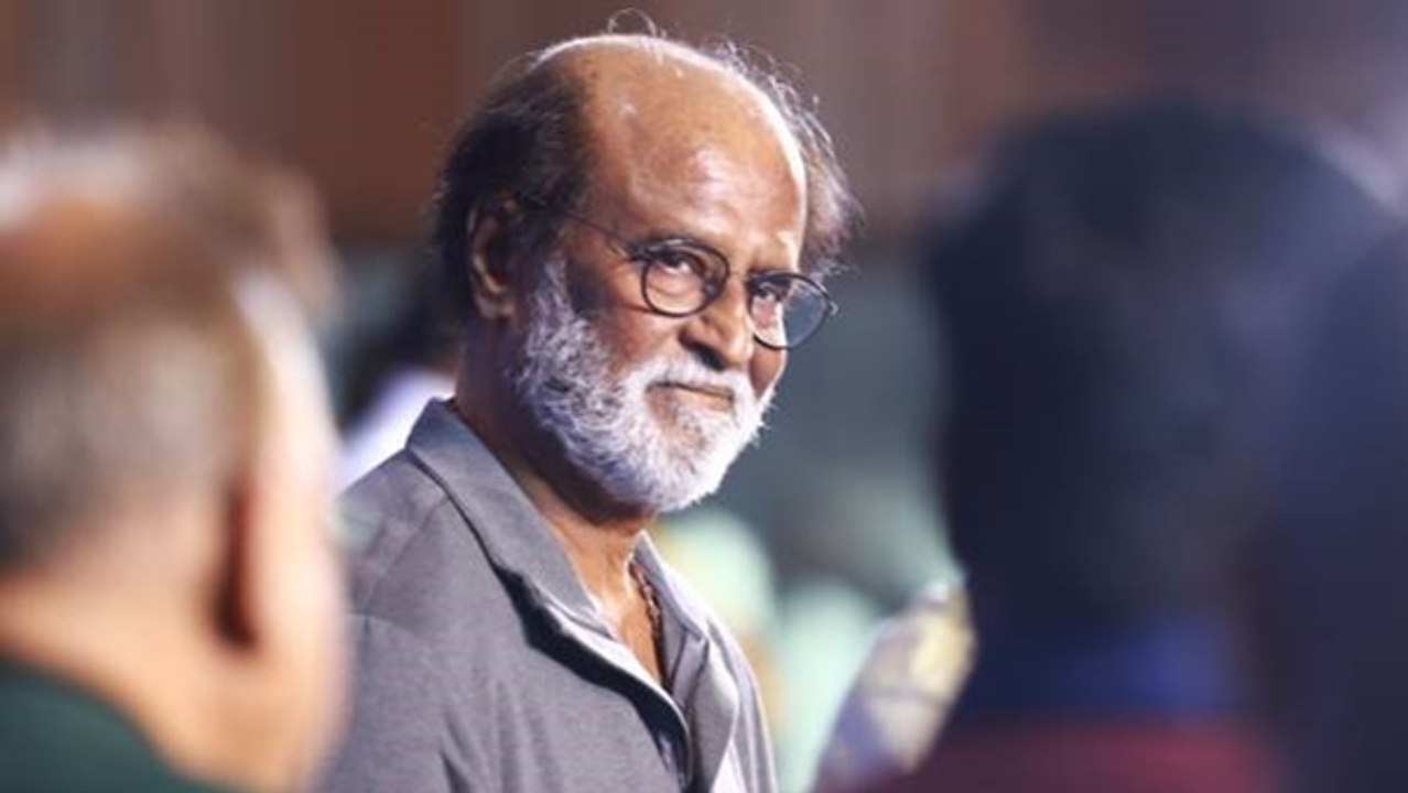 Rajinikanth Announces Political Entry | Oneindia Malayalam