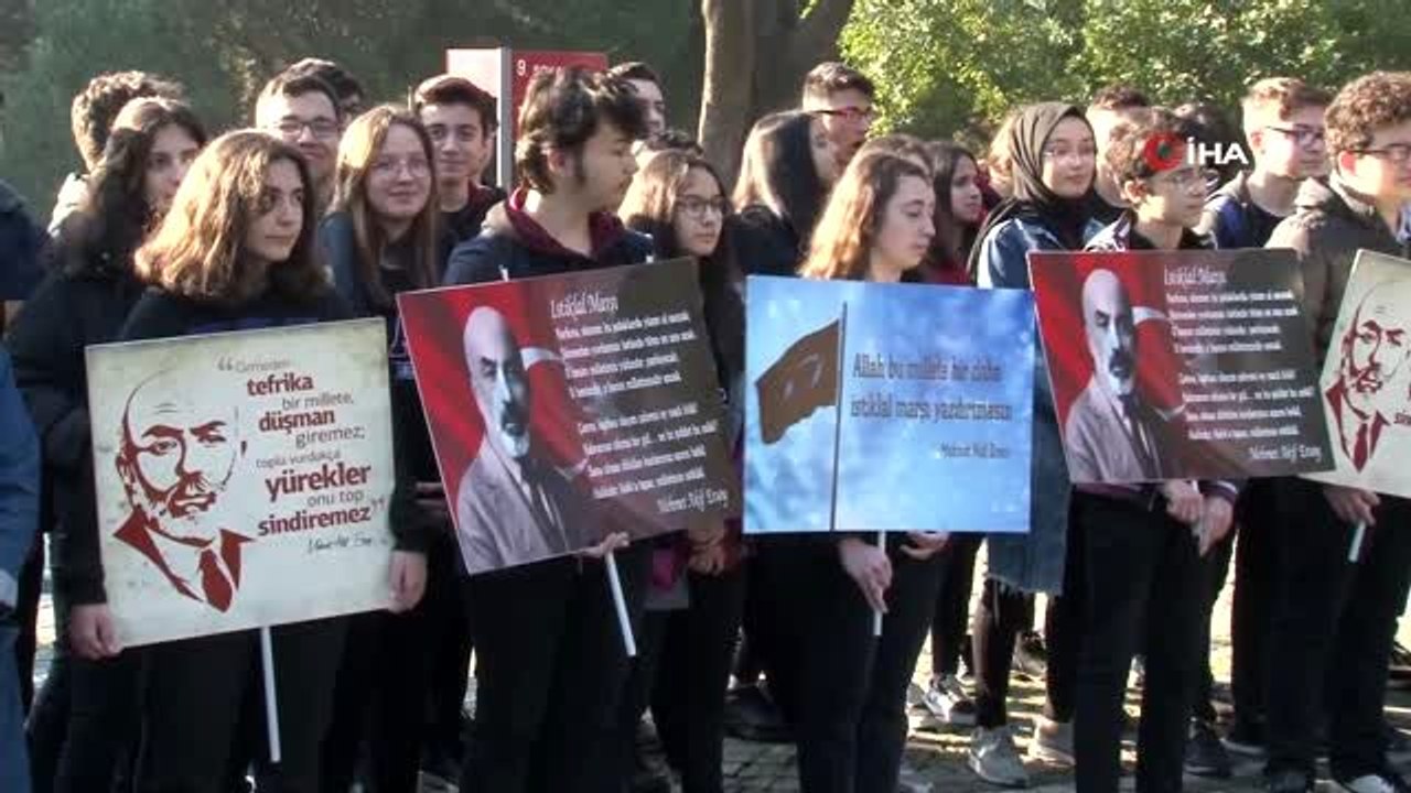 Mehmet Akif Ersoy, İstiklal Marşının kabulünün 99. yıl dönümünde kabri başında anıldı