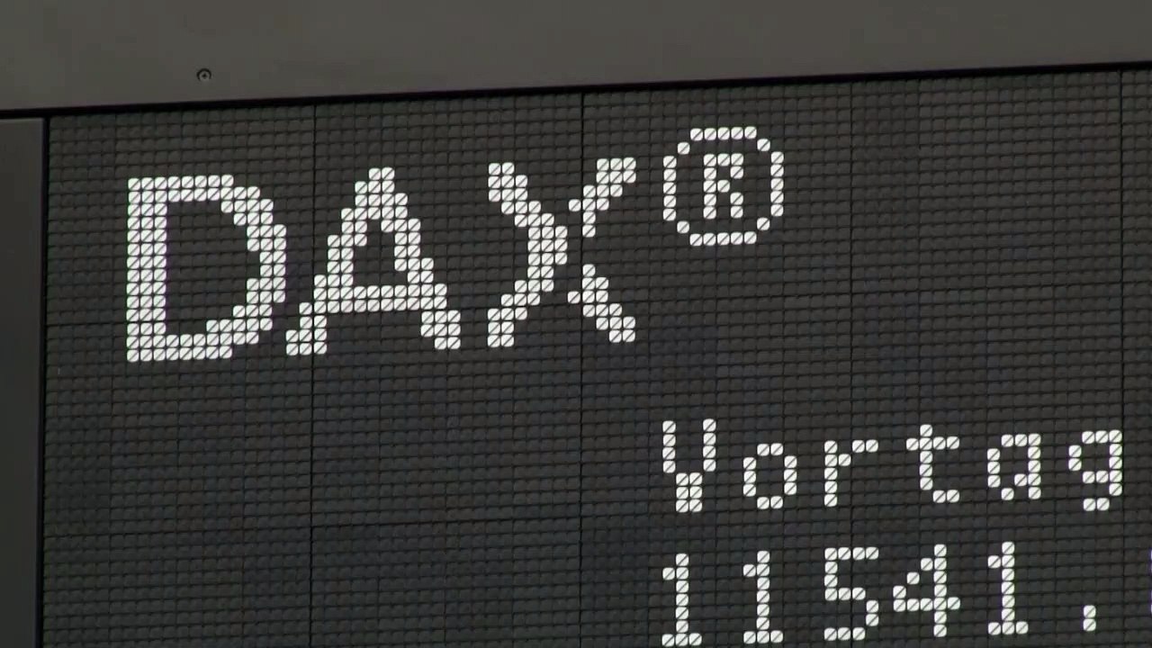 Dax fällt unter 10.000 Punkte - erstmals seit 2016