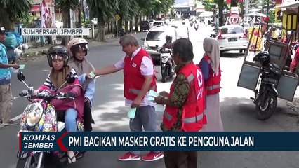 PMI Bagikan Masker Gratis ke Pengguna Jalan