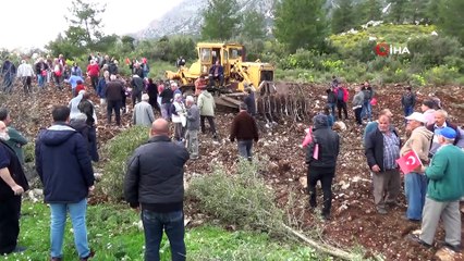 Olympos halkı badem projesine karşı çıktı