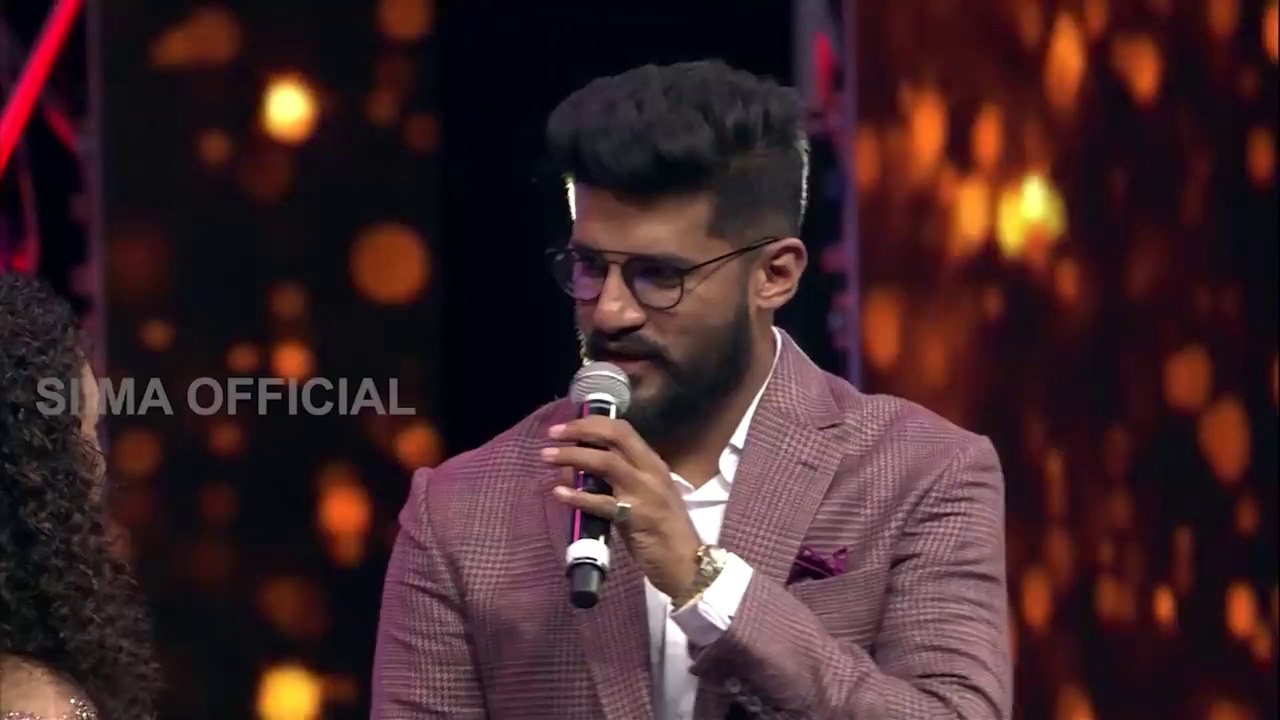 Yesudas And His Son Vijay Yesudas Gets Hounured On The Same Stage