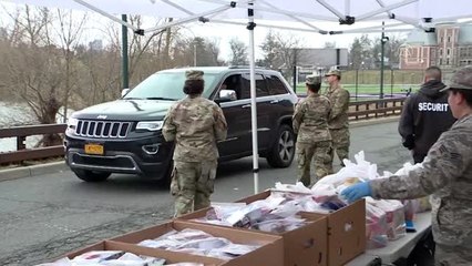 New York'ta Kovid-19 ile mücadele devreye asker  girdi (1) - NEW