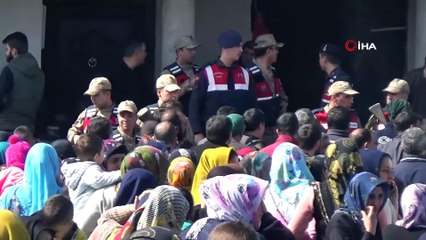 5 çocuk annesi kadın evde boğazı kesilmiş halde bulundu