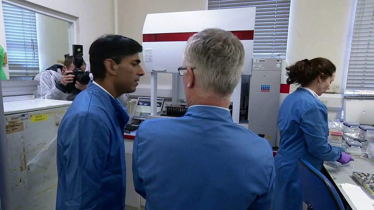 Rishi Sunak highlights NHS funding during hospital visit