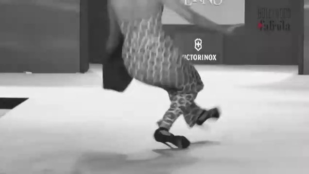 Bollywood_Actresses_Falling_On_Ramp_2019___Yami_Ga || Bollywood Actresses Falling On Ramp 2019 | Yami Gautam | Sushmita Sen | Sona Mohapatra ||Bollywood Actresses Gorgeous Entry on Ramp Walk @LFW2020 | Ileana D'Cruz, Kareena, Malaika, Nora