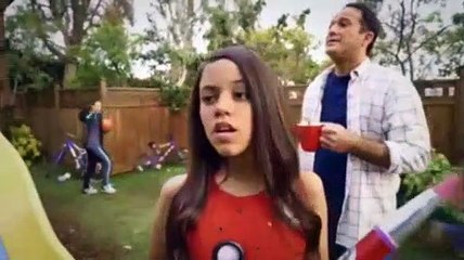 Stuck In The Middle Season 3 Episode 16 - Stuck Without the Perfect Gift