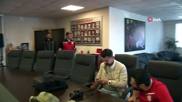 Ertuğrul Sağlam: “Hiçbir Galibiyet ve Şampiyonluk İnsan Hayatından Önemli Değil”