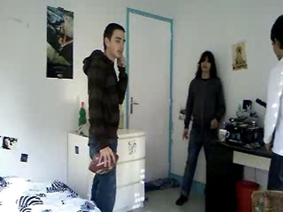 Merguez qui retourne Simon