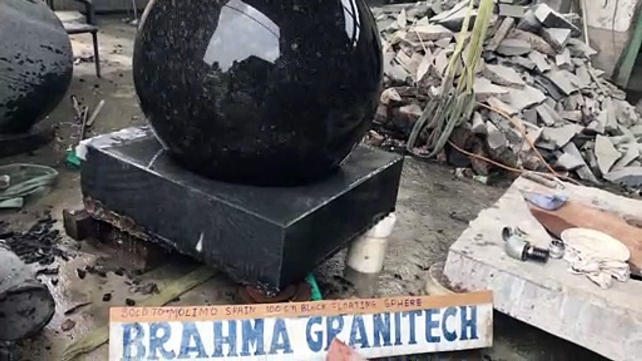 black granite ball,rolling ball fountain,ball fountain,sphere fountain,granite ball,kugel ball