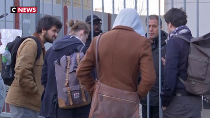 Télécharger la video: Coronavirus : le site de Tolbiac ferme ses portes