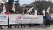 Ni el coronavirus salva al mentiroso Ábalos del 'Delcygate': una treintena de vigilantes protestaron frente a su trinchera ministerial