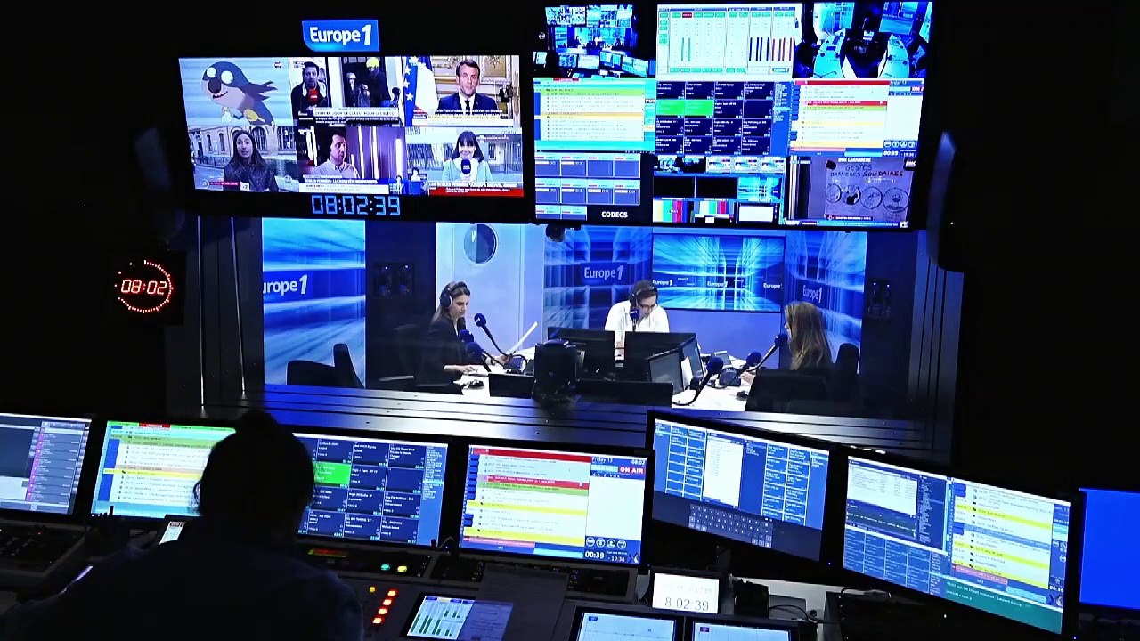 "Quoi qu'il en coûte" : face au coronavirus, Emmanuel Macron fait fi des contraintes budgétaires