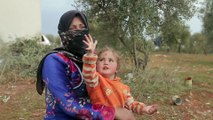 İdlib'de Esed rejiminin evsiz bıraktığı engelli kardeşler çadır hayali kuruyor - İDLİB