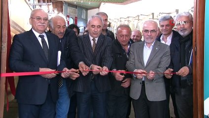 'Görünenin Şiiri Fotoğraf' sergisi sanatseverlerin ziyaretine açıldı