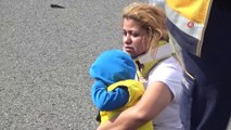 Düzce'de feci kaza...Kaza sonrası anne, bebeğine böyle sarıldı
