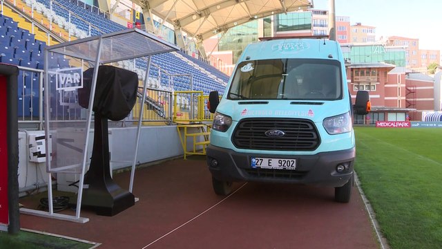 Recep Tayyip Erdoğan Stadyumu dezenfekte edildi - İSTANBUL