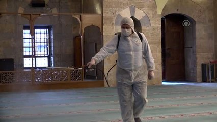 Belediyeler koronavirüse karşı tedbir alıyor