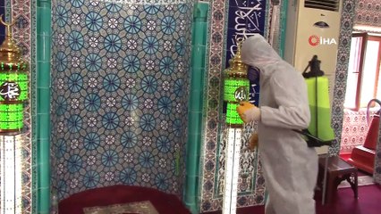 Beykoz’da korona virüsüne karşı ilaçlama seferberliği devam ediyor