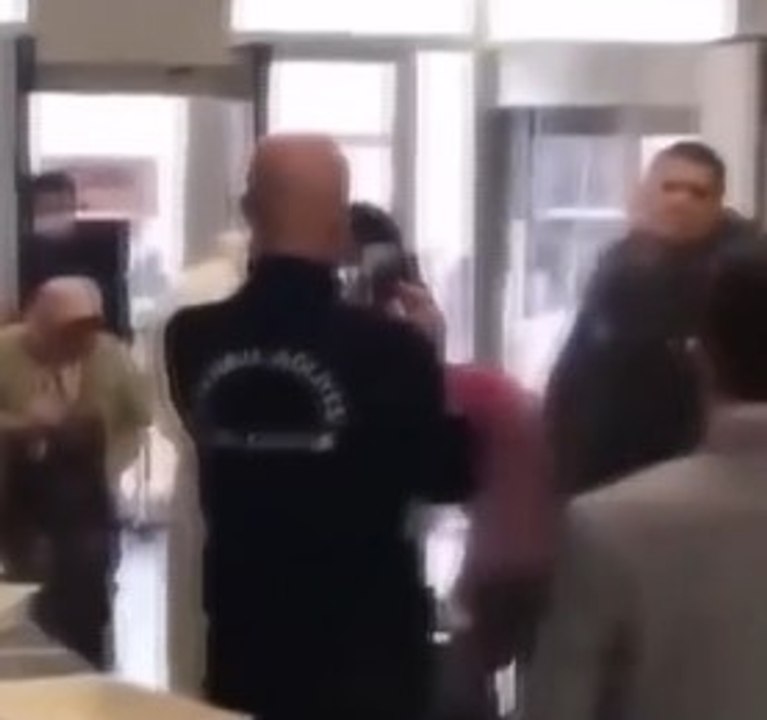 Adliyede güldüren dezenfekte
