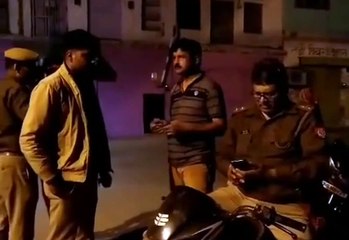 इटावा: शराब के नशे में युवक ने पति पत्नी को जमकर पीटा