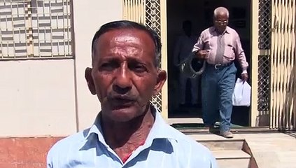 आगरा: दो दर्जन बच्चों के उपचार के लिए जिला प्रशासन को दिया ज्ञापन