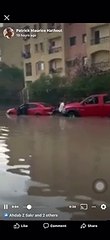 لحظة إنقاذ فارس وأصدقائه للعديد من السيارات وسط السيول التي ضربت الشوارع المصرية