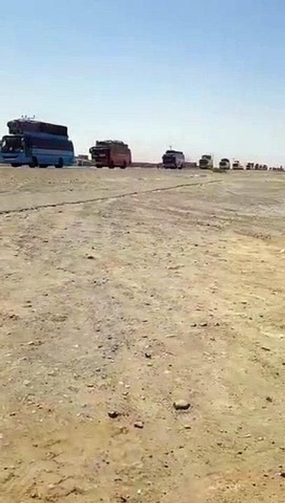 *کرونا وائرس لیکر 50  سے زائد بسوں میں دو ہزار سے زائد افراد جو ایک تباہی سے کم نہیں اب کوئٹہ کی جانب روا دواں ہے اس کے خلاف اواز اٹھاو تاکہ انھیں وہاں سے سیدھے اپنے اپنے صوبے روانہ کیا جائے*۔