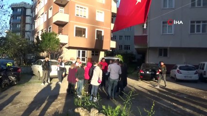 Kartal'da 8 katlı metruk binada ceset bulundu