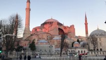 Ayasofya'da koronavirüs önlemleri kapsamında dezenfekte işlemi yapıldı - İSTANBUL