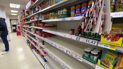 İngiltere'de koronavirüs paniği devam ediyor - LONDRA