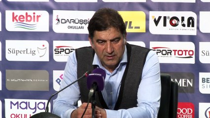 Ünal Karaman: “Şampiyonluğa oynayan kadroya verdiğim emekle, küme düşme potasındaki takıma vereceğim emek arasında hiçbir fark yok”