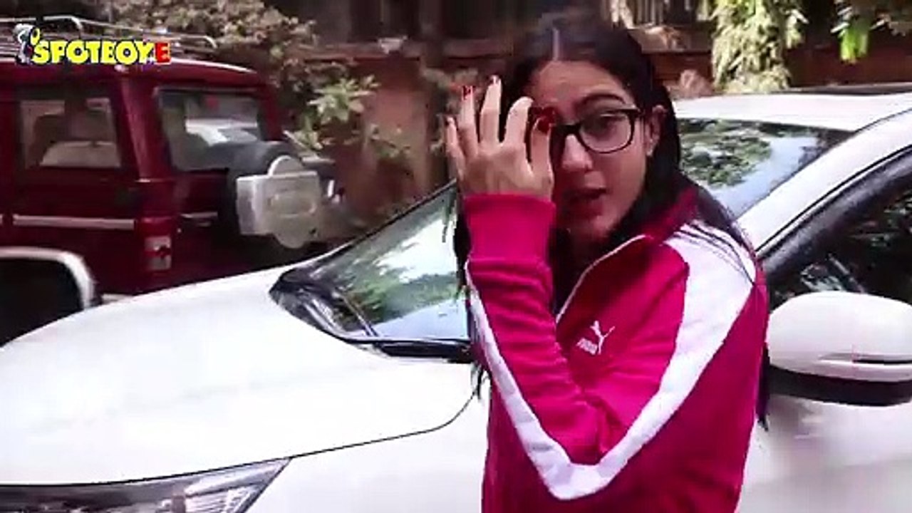 Sara Ali Khan & Varun Dhawan spotted at a dubbi...