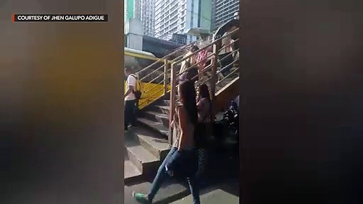 Free rubbing alcohol to passersby at Libertad overpass, Mandaluyong City