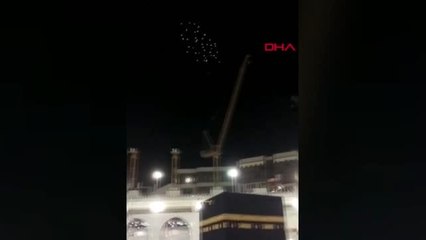 Kuşların Kabe'nin çevresinde uçuşu ilgi çekti