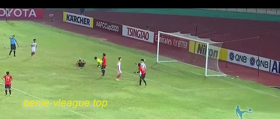 Xuân Nam ghi bàn đẳng cấp ấn định tỉ số 2-0 cho TP HCM trước Lào Toyota