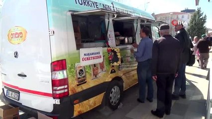 Fırsatçılara inat bedava 'Makarna' dağıttılar