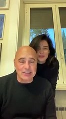 Luca Zingaretti e Luisa Ranieri incoraggiano medici napoletani (12.03.20)