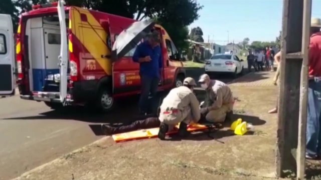 Motociclista fica ferido após colisão no Bairro Cataratas