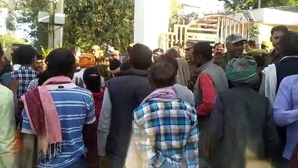 झांसी: तीन दिन पहले एक्सीडेंट से हुई युवक की मौत, परिजनों ने लगाया हत्या का आरोप
