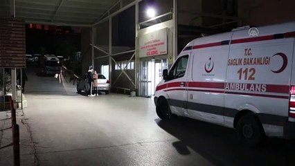 İzmir'de ambulansın çarptığı çift hayatını kaybetti