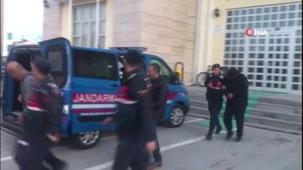 Bakır kablo hırsızları suçüstü yakalandı