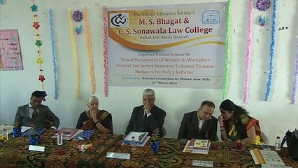 NADIAD BHAGAT & SONAVALA LAW COLLEGE WOMEN RIGHT & LOW RELATED SEMINAR DR RAJULABEN DESAI